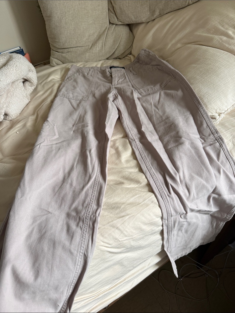 Aeropostale Men's Cargo Pants in Light Gray